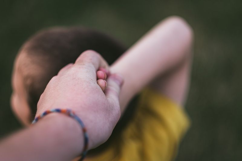 송중기, 아빠 됐다… "부부한테 찾아온 소중한 선물" - 기쁨과 책임을 안고 아버지로 거듭나다송중기,아빠,부부,선물,기쁨,책임,아버지