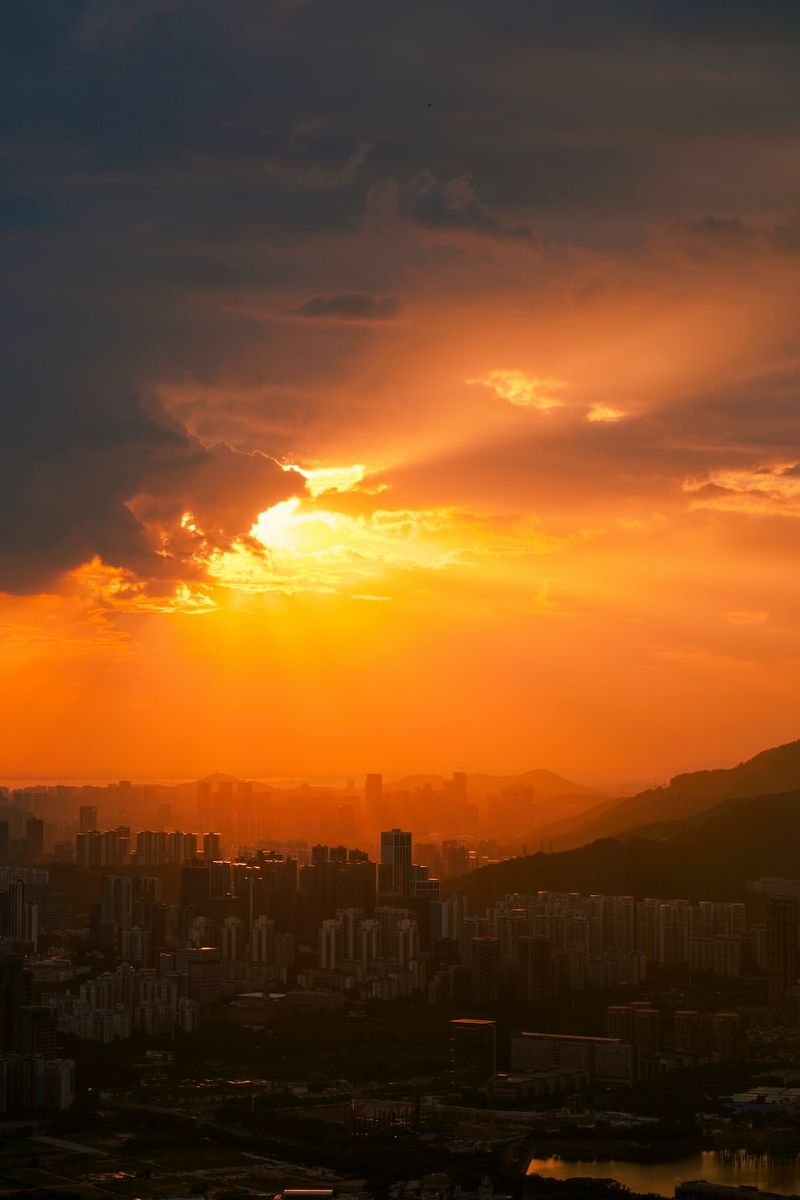 몇 년 동안 변화하지 않은 대구대의 3도류 문제에 대한 칼부림 예고, 그리고 경산에서 작성자를 검거한 사건에 대해 서울경제가 탐구하는 기사 제목은 무엇인가요?대구대,3도류,칼부림,경산,작성자검거,사건,서울경제,탐구,기사제목